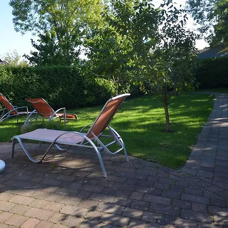 Eck-reethaus-sturmhaube *