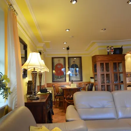 Eck-reethaus-sturmhaube Tatil Evi *