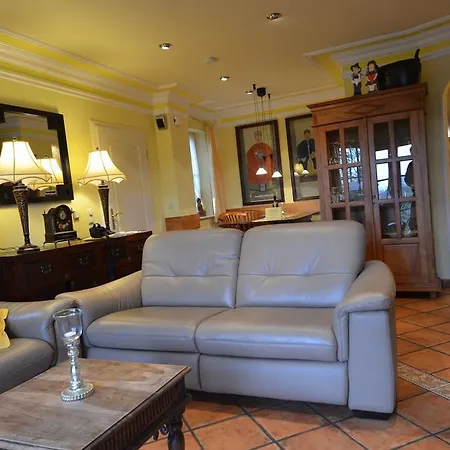 Eck-reethaus-sturmhaube Groß Zicker