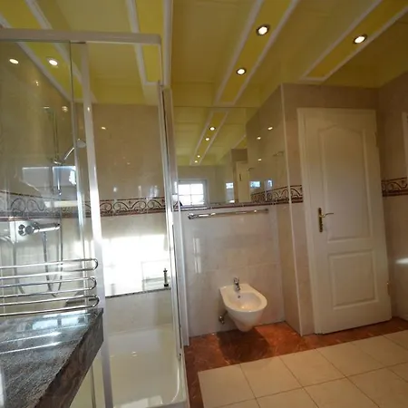 Eck-reethaus-sturmhaube Tatil Evi